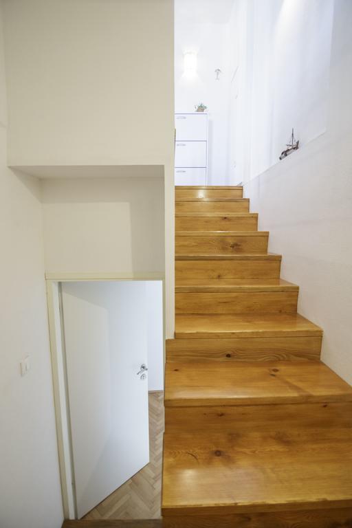 Apartman Jurica Komiza Exterior photo