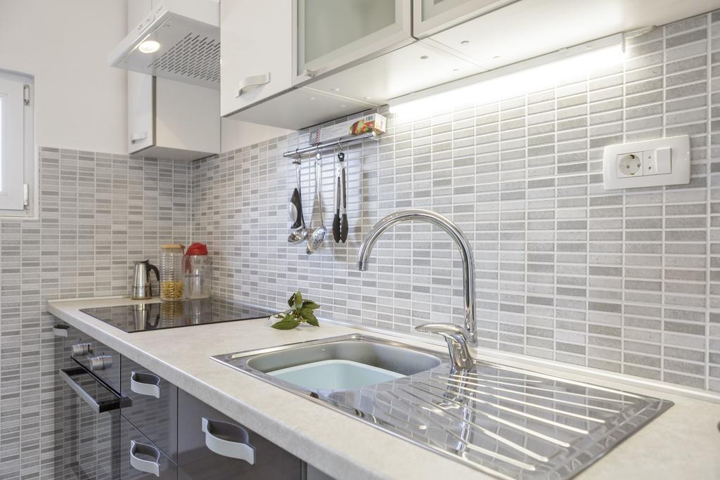 Apartman Jurica Komiza Exterior photo