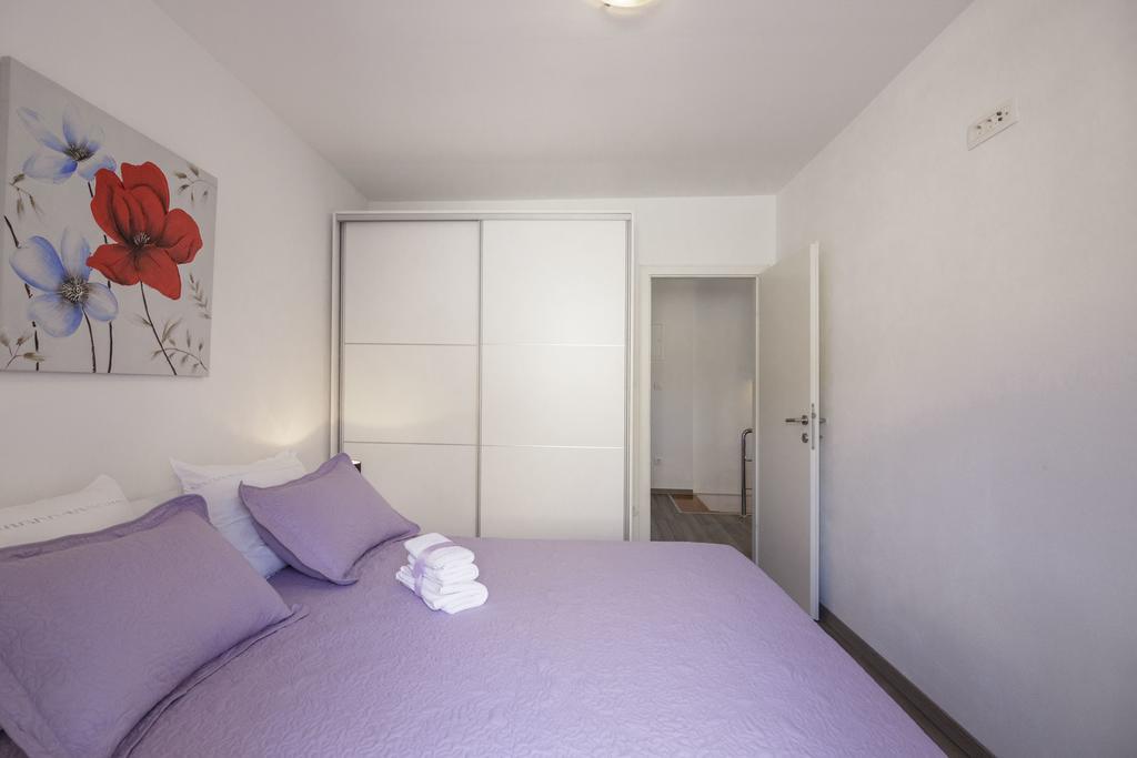 Apartman Jurica Komiza Exterior photo